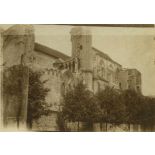 Mont Notre-Dame. Bati sur une hauteur endroit de notre P.C. lors de notre passage dans ce village. Juillet 1917. [légende d'origine]