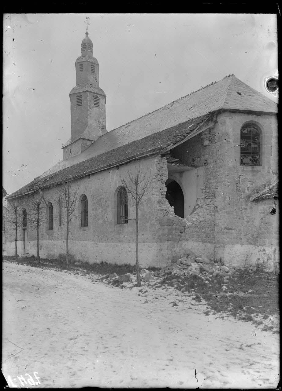 ImagesDéfense Pouillon, Marne, église. [légende d'origine]