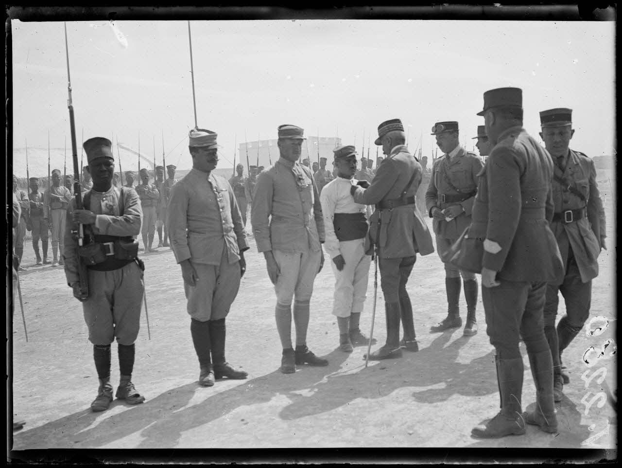 Lot De Photos + Album Guerre D'Algérie – Camp Maréchal Lyautey 1957 (tirages Argentiques)