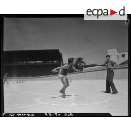 Ancien Disque D’Athlétisme 2Kg – Vintage Déco JO (Sans Marque)
