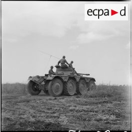 ImagesDéfense - Engin blindé de reconnaissance (EBR). [Description en cours