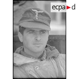 Maquette Master Box 1/35 - Infanterie D'élite Allemande Front De L'Est WWII - 5 Figurines à Monter Et Peindre