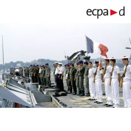 Ensemble De Figurines 1/72 - Équipage Au Sol De Porte-Avions US (32 Hommes) - Résine Imprimée En 3D