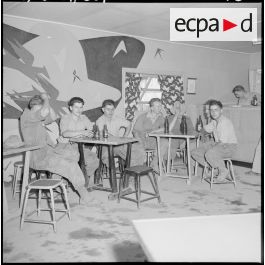 ImagesDéfense - Tizi Ouzou. Poste de commandement du 2/93e régiment d ...