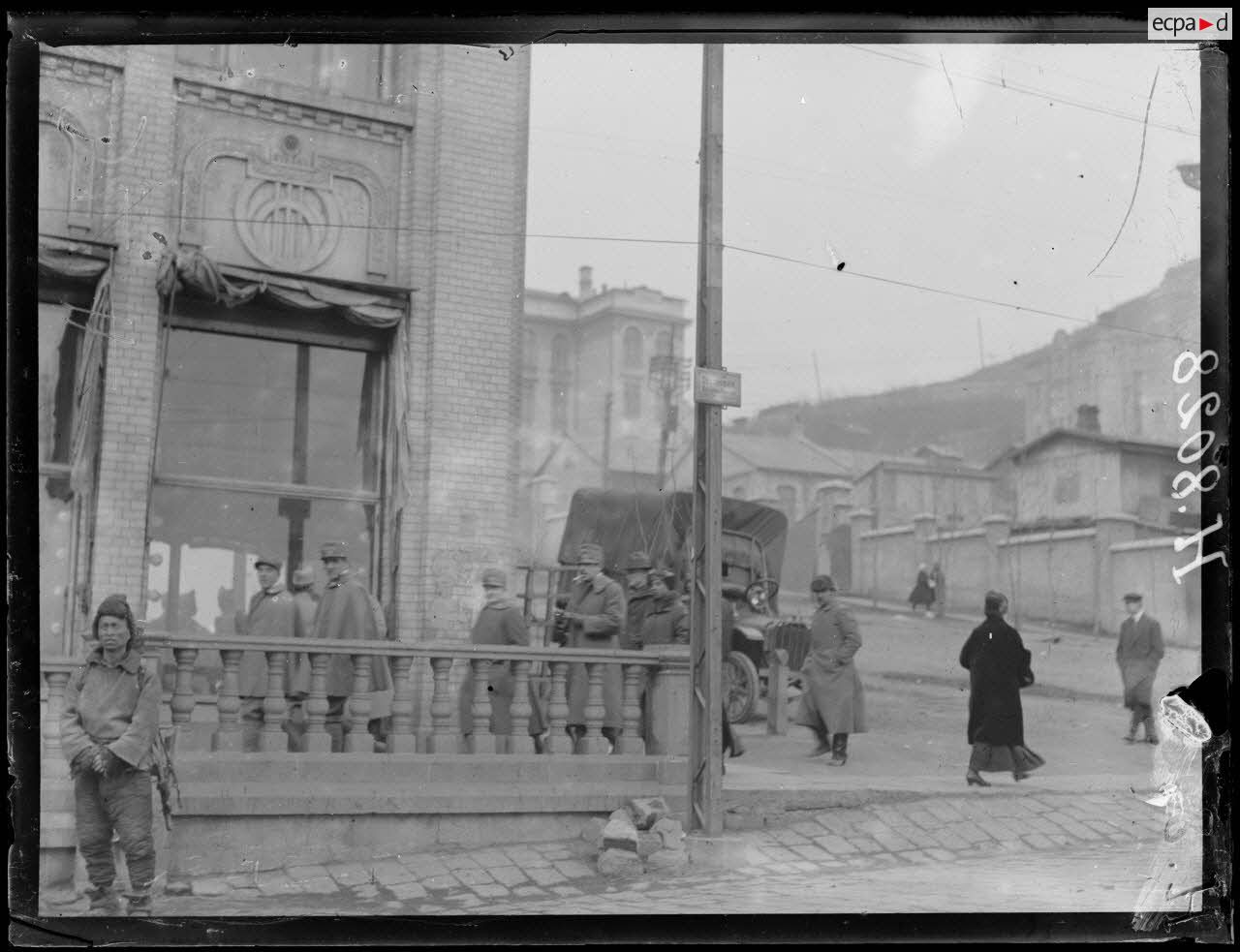 Vladivostok. Soldats italiens. [légende d'origine]