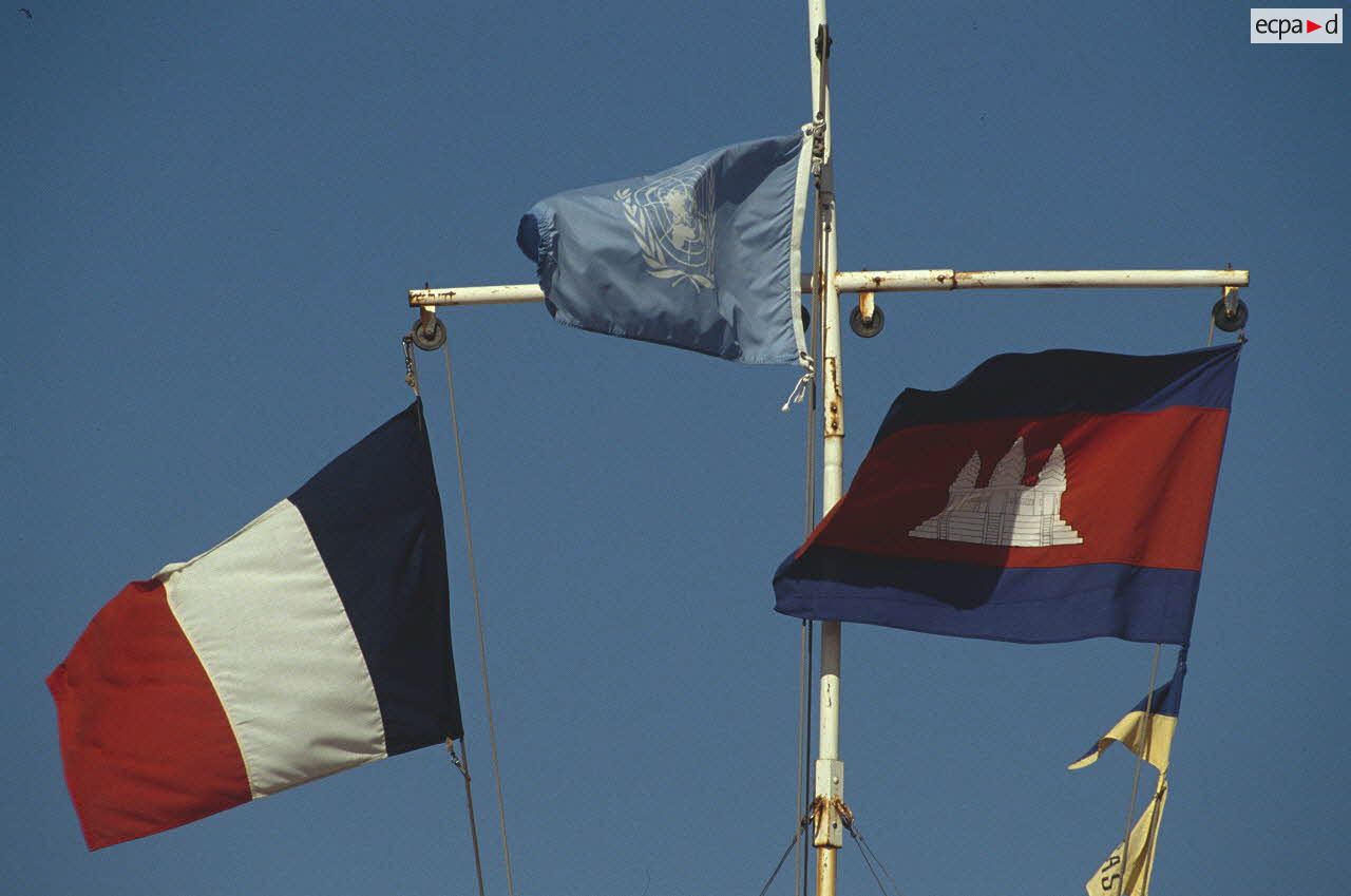 Ensemble de drapeaux.