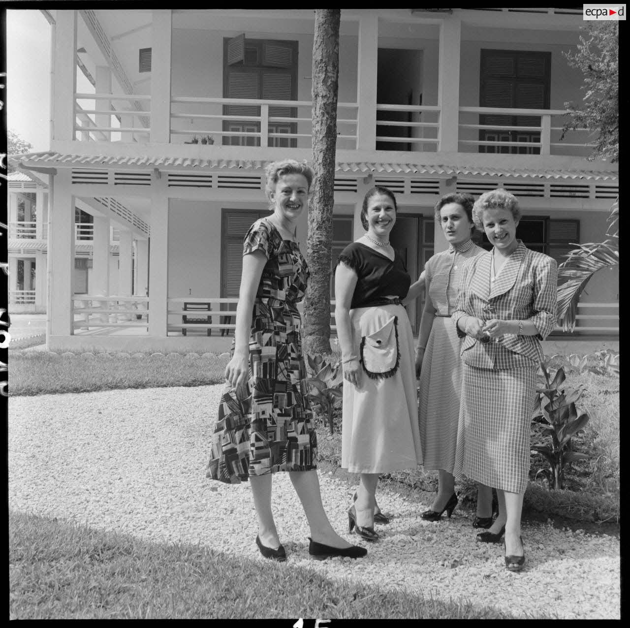 Women in a garden at the PFAT (female army personnel) cantonment.