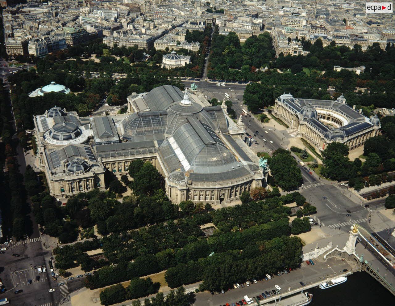 Paris 8e. Le Grand Palais et le Petit Palais.