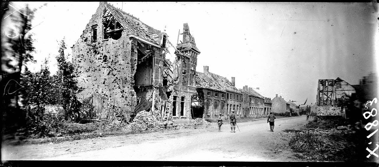 Woesten (Belgique), vue du village. [légende d'origine]