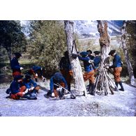 [Bivouac de fantassins de l'infanterie alpine.]