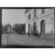 Arsenal de Toulon. La direction de l'artillerie navale.<br> [légende d'origine]