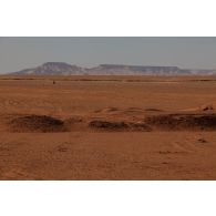 Vue des alentours de la base avancée temporaire (BAT) de Madama, au Niger.