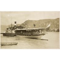 Août 1922. Voyage en Rhénanie (suite). 7 août. Descente du Rhin de Mayence (Biebrich) à Coblenz sur le Rheinstein, bateau boche devenu français. [légende d'origine]