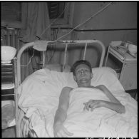 Portrait d'un légionnaire en convalescence à l'hôpital Maillot d'Alger.