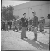 Discours du commandant de l'EEOI (École des élèves officiers indigènes d'Algérie et de Tunisie) lors de la cérémonie de baptême de la promotion Weygand, présidée par le général d'armée Henri Giraud, commandant en chef civil et militaire.