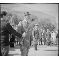 Discours du général d'armée Henri Giraud, commandant en chef civil et militaire, lors de la cérémonie de baptême de la promotion Weygand de l'EEOI (École des élèves officiers indigènes d'Algérie et de Tunisie).