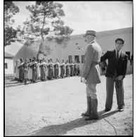 Discours du général d'armée Henri Giraud, commandant en chef civil et militaire, lors de la cérémonie de baptême de la promotion Weygand de l'EEOI (École des élèves officiers indigènes d'Algérie et de Tunisie).