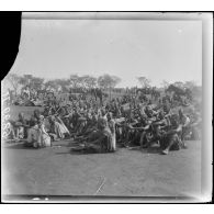 N'Gaoundéré. Les archers du sultan. [légende d'origine]