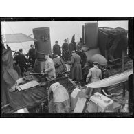 Ostende, Belgique. Visite du général Pétain et du général Degoutte. [légende d'origine]