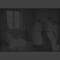 Sainte-Menehould. Hôpital Chanzy. Salle d'opération. (Médecin chef Docteur Leuret). [légende d'origine]