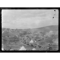 (Près de la Tchema). Camp serbe. 2 novembre 1916. [légende d'origine]