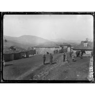 Tekke. Intérieur du monastère. [légende d'origine]