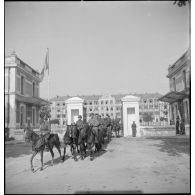 Entrée du quartier Toussaint, caserne de stationnement du 2e groupe du 24e RA.