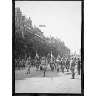 [Fêtes de la Victoire à Paris.]