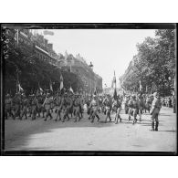 [Fêtes de la Victoire à Paris.]