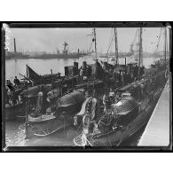 Port de Dunkerque. Torpilleurs français vus du port. [légende d’origine]