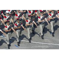 Défilé des légionnaires du 2e régiment étranger de parachutistes (REP) sur les Champs-Elysées, à Paris.