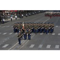 Défilé à pied de l'EOGN (école des officiers de la gendarmerie nationale) de Melun lors de la cérémonie du 14 juillet 2011.