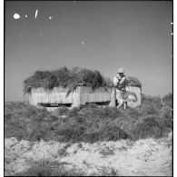 Un blockhaus du système de défense côtière dans les environs de Rufisque (Sénégal).