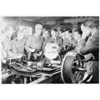 Cours théorique de mécanique à l'école militaire de la cavalerie, du train et de la garde de Saumur, repliée à Tarbes.