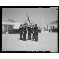 Prise d'armes à la caserne de la 10e légion de la Garde républicaine (LGR) à Alger.