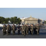 Sur la place de la Concorde, l'école de formation des sous-officiers de l'armée de l'Air (EFSOAA) répète le défilé à pied du 14 juillet.