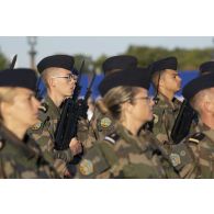 Sur la place de la Concorde, l'école de formation des sous-officiers de l'armée de l'Air (EFSOAA) répète le défilé à pied du 14 juillet.