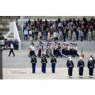 Défilé à pied de l'école de formation des sous-officiers de l'armée de l'Air (EFSOAA)lors de la cérémonie du 14 juillet 2020 place de la Concorde.