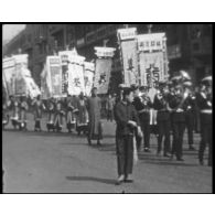 [Shanghai et Saigon en 1939. Mariage de Robert Pila et de Gillette de Boisboissel, fille du commandant des troupes de Cochinchine.]