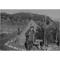 [Kapiong. Septembre 1951.  Mademoiselle Montboisse, assistante sociale du bataillon français.]