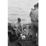 Peu après l'opération Taifun, sur le pont d'un Raumboot de la Kriegsmarine, en direction de Samos.