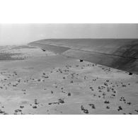 Survol de l'oasis de Siwa.