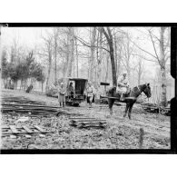 Le départ du chariot sur une voie Décauville. [légende d'origine]