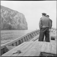 Un groupe de marins du Génie à Oran.