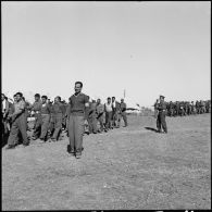 Camp de transit de prisonniers égyptiens en Israël.