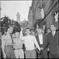 Corse. La foule dans les rues de Bastia.