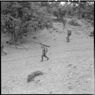 Opération dans le djebel Tilennsiouine.