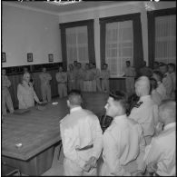 Cherchell. Visite du général Zeller à l'Ecole des Officiers de Réserve (EOR).