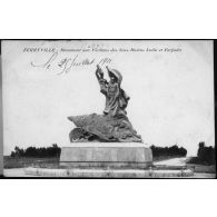 Ferryville. Monument aux Victimes des Sous-Marins Lutin et Farfadet. [légende d'origine]