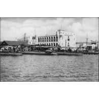 194. Bizerte. Etablissement maritime de la baie Ponty. Caserne de la flottille des torpilleurs. [légende d'origine]